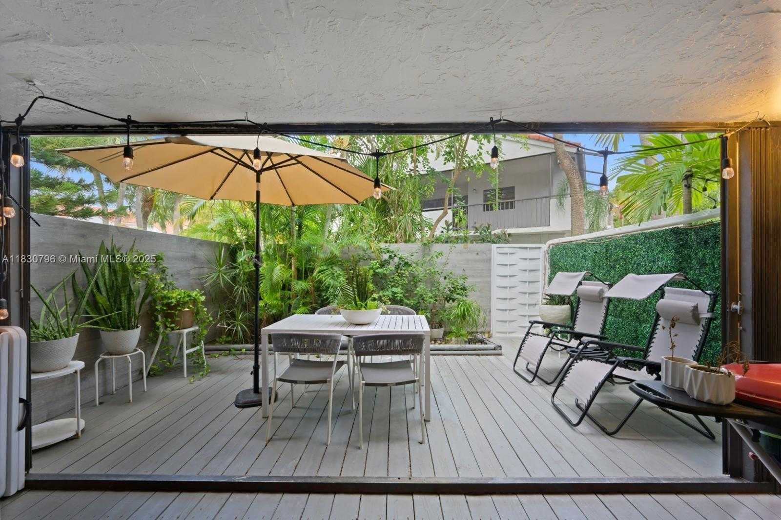 Small Image of 3501 MAGELLAN CIR #635, Aventura Number 5