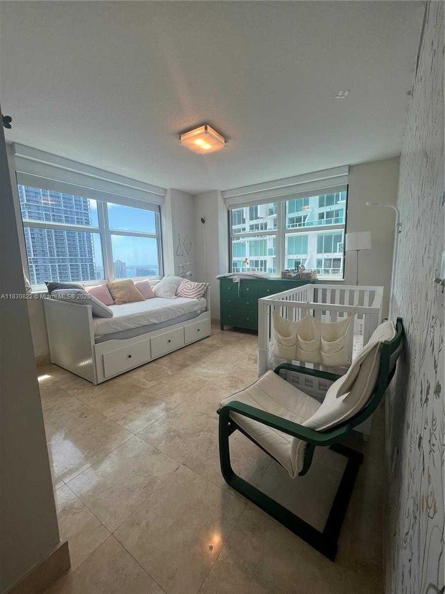Small Image of 31 SOUTH EAST 5TH ST #3010, Miami Number 17