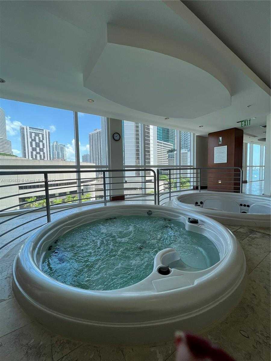 Small Image of 31 SOUTH EAST 5TH ST #3010, Miami Number 27