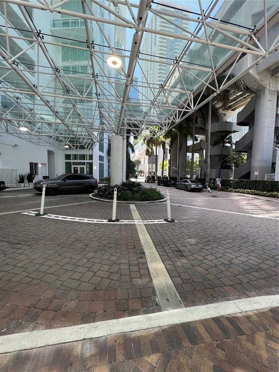 Small Image of 31 SOUTH EAST 5TH ST #3010, Miami Number 34