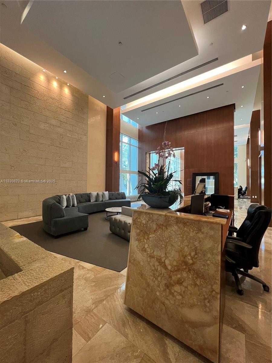 Small Image of 31 SOUTH EAST 5TH ST #3010, Miami Number 6