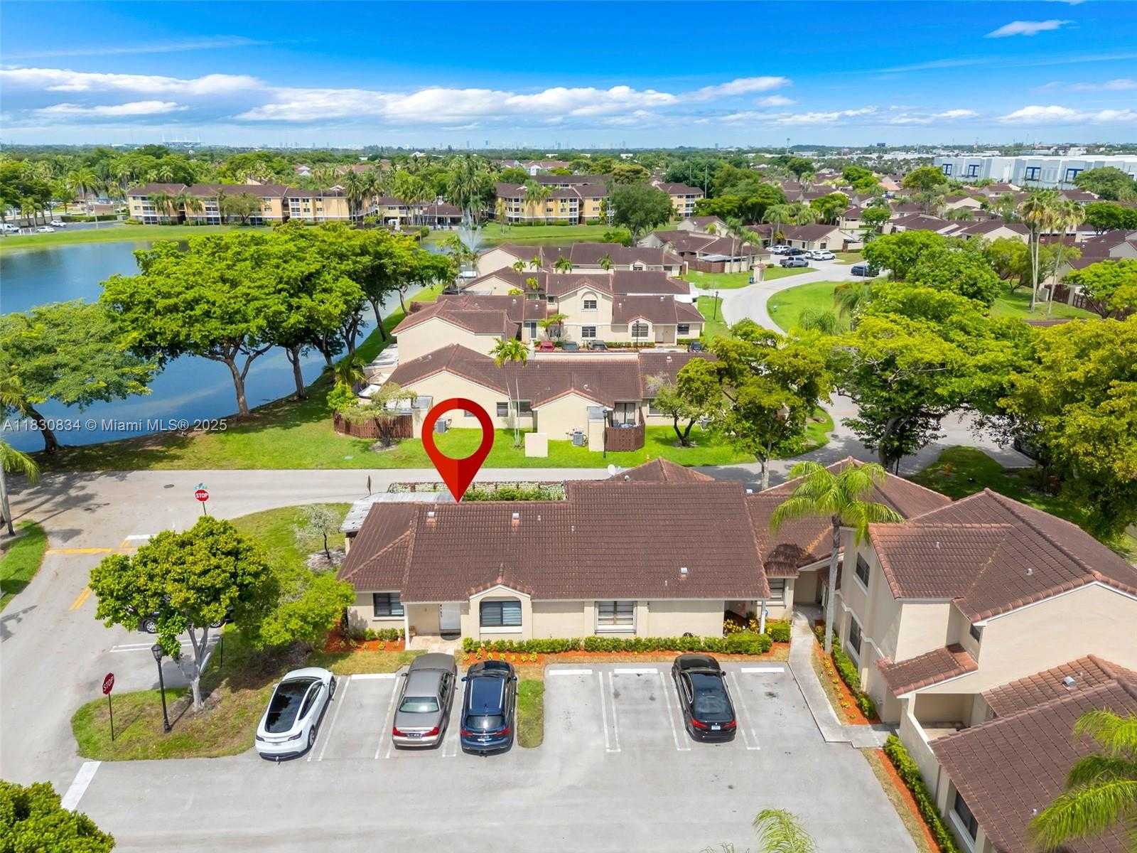Small Image of 6552 NORTH WEST 172ND LN, Hialeah Number 22