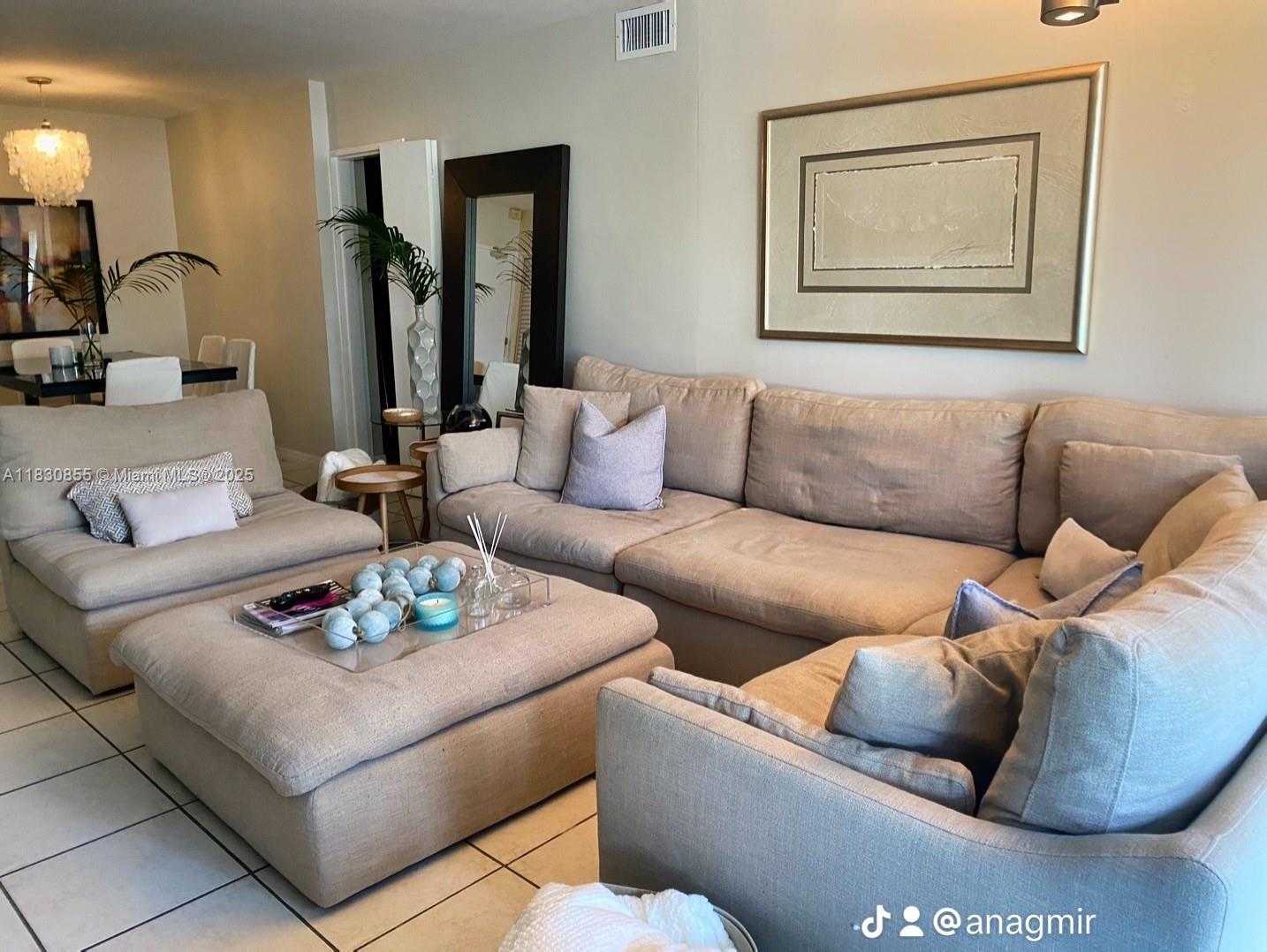 Small Image of 5161 COLLINS AVE #308, Miami Beach Number 4