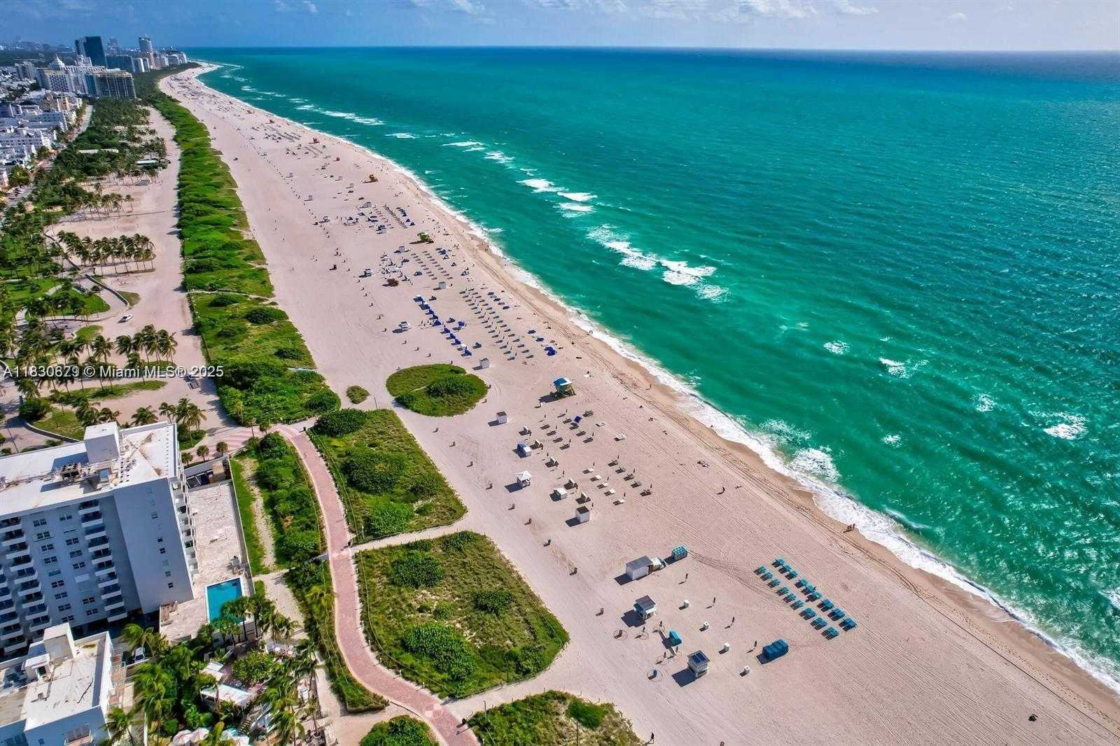 Small Image of 401 OCEAN DR #1008, Miami Beach Number 8