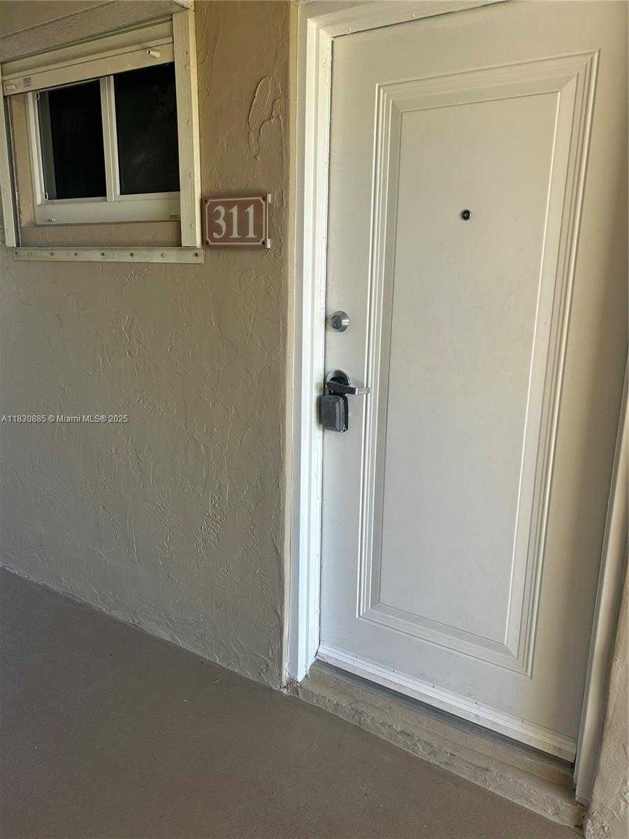 Small Image of 7720 CAMINO REAL #E-311, Miami Number 34