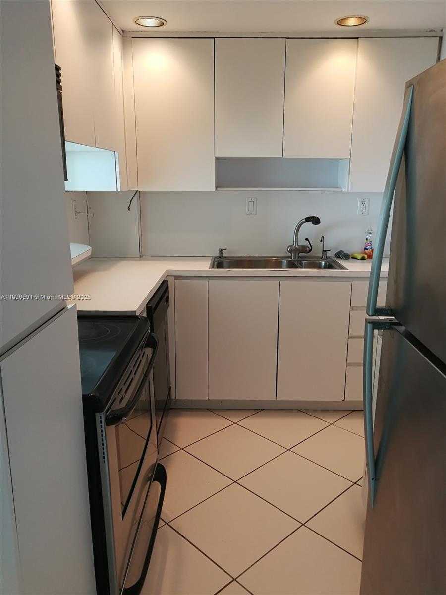 Small Image of 3301 NORTH EAST 5TH AVE #1106, Miami Number 19
