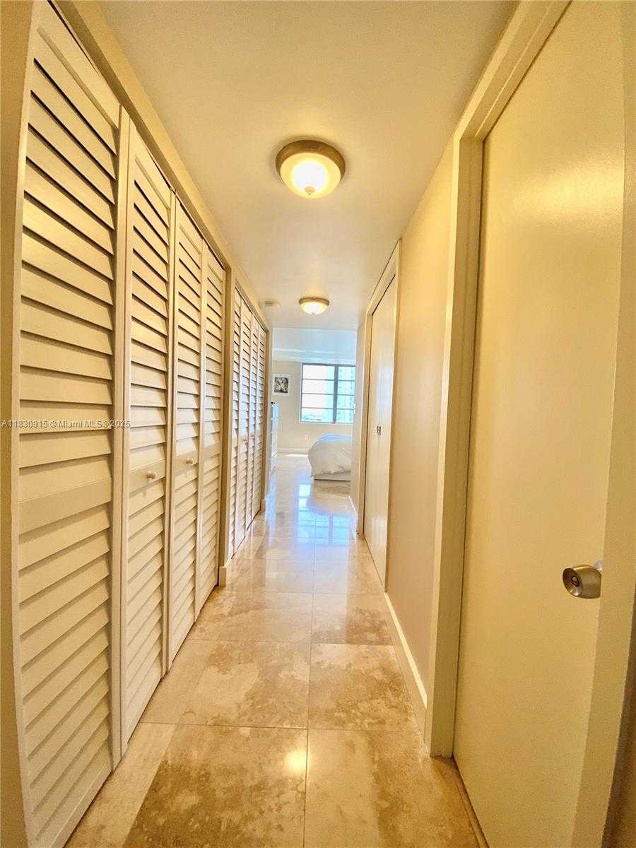 Small Image of 2333 BRICKELL AVE #1512, Miami Number 12