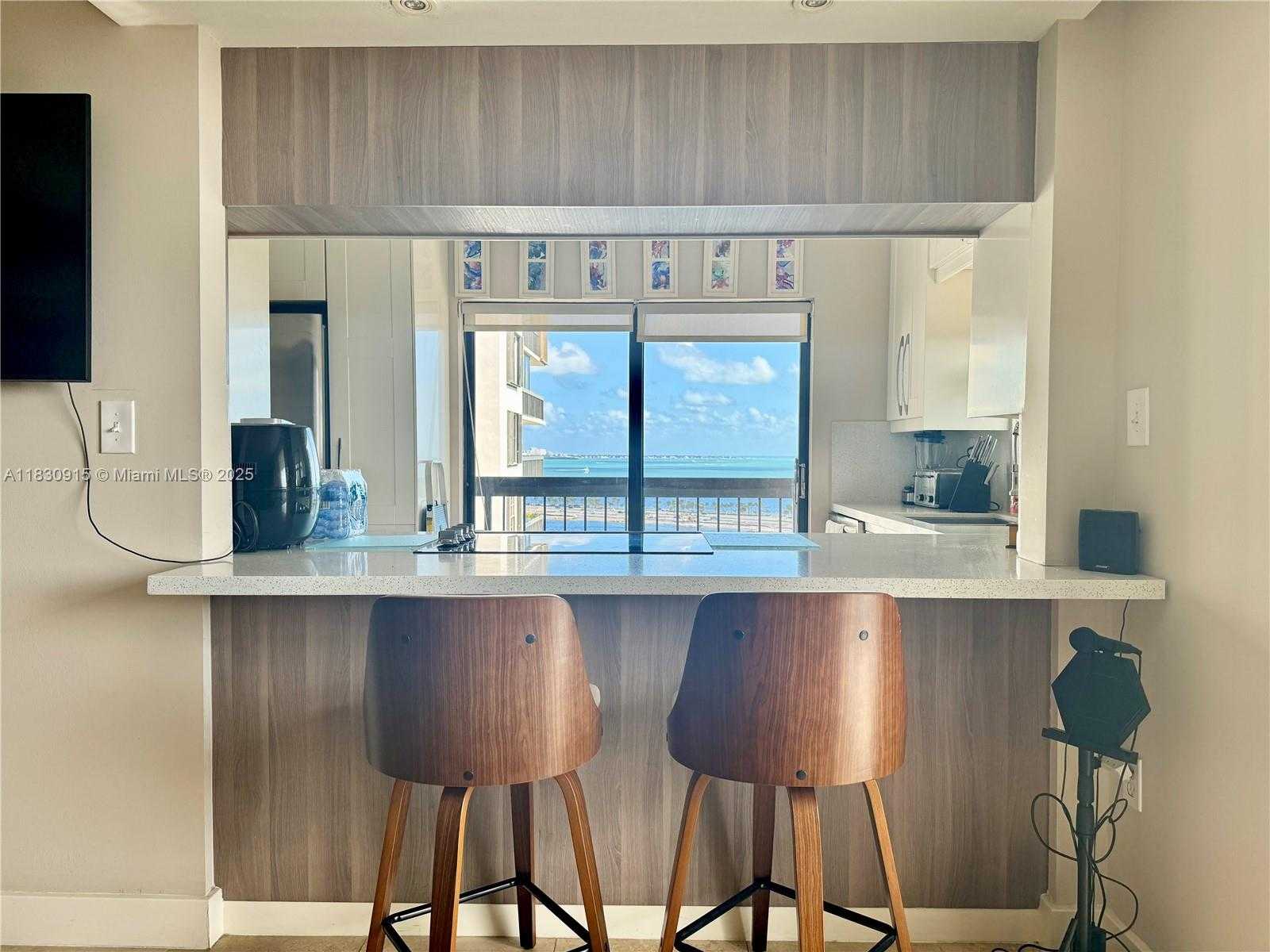 Small Image of 2333 BRICKELL AVE #1512, Miami Number 17