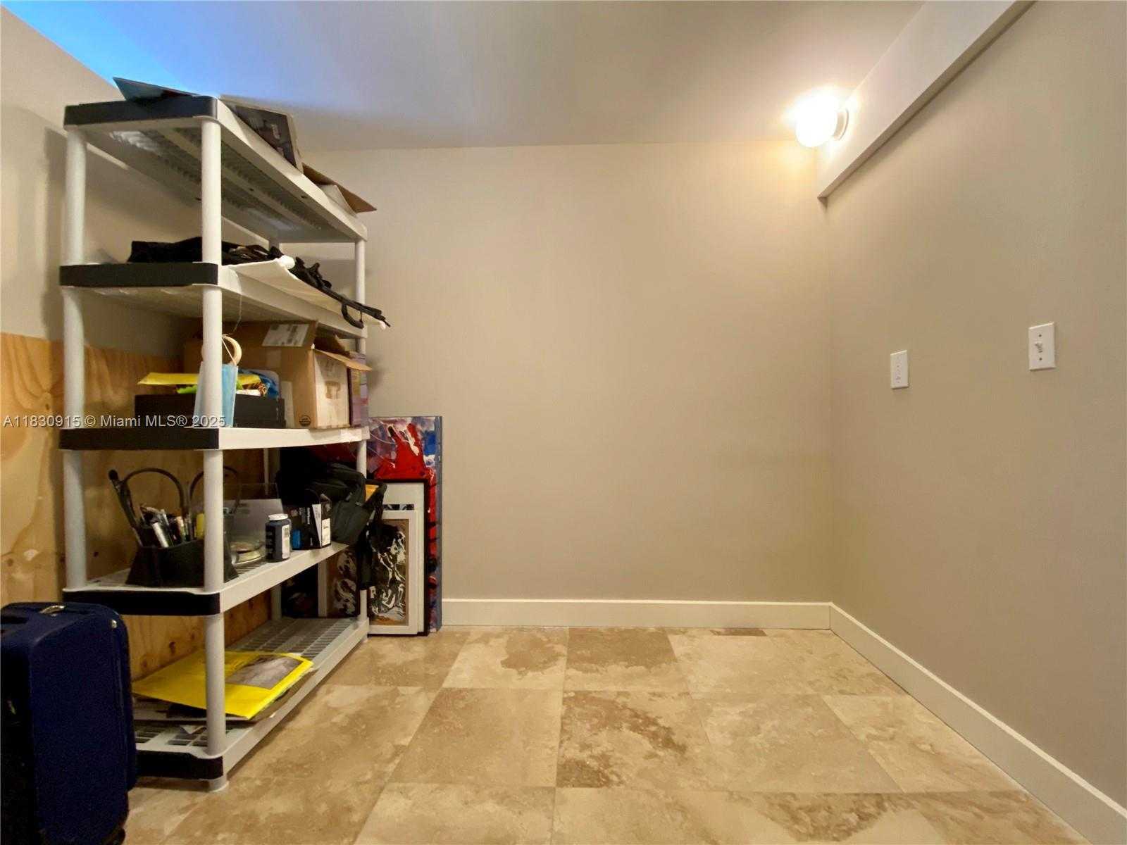 Small Image of 2333 BRICKELL AVE #1512, Miami Number 22