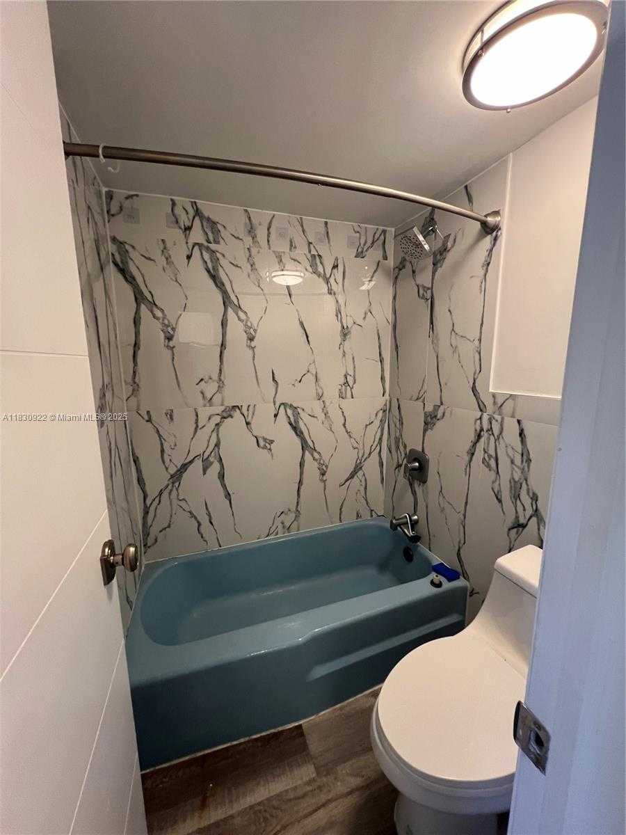 Small Image of 250 180TH DR #205, Sunny Isles Beach Number 10