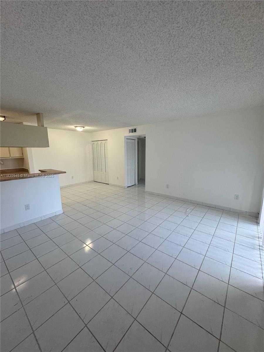 Small Image of 9701 HAMMOCKS BLVD #106A, Miami Number 10