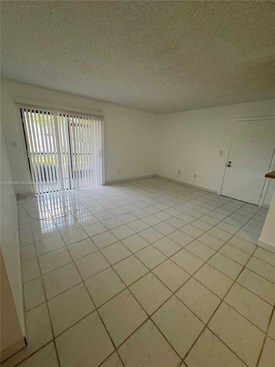 Small Image of 9701 HAMMOCKS BLVD #106A, Miami Number 13