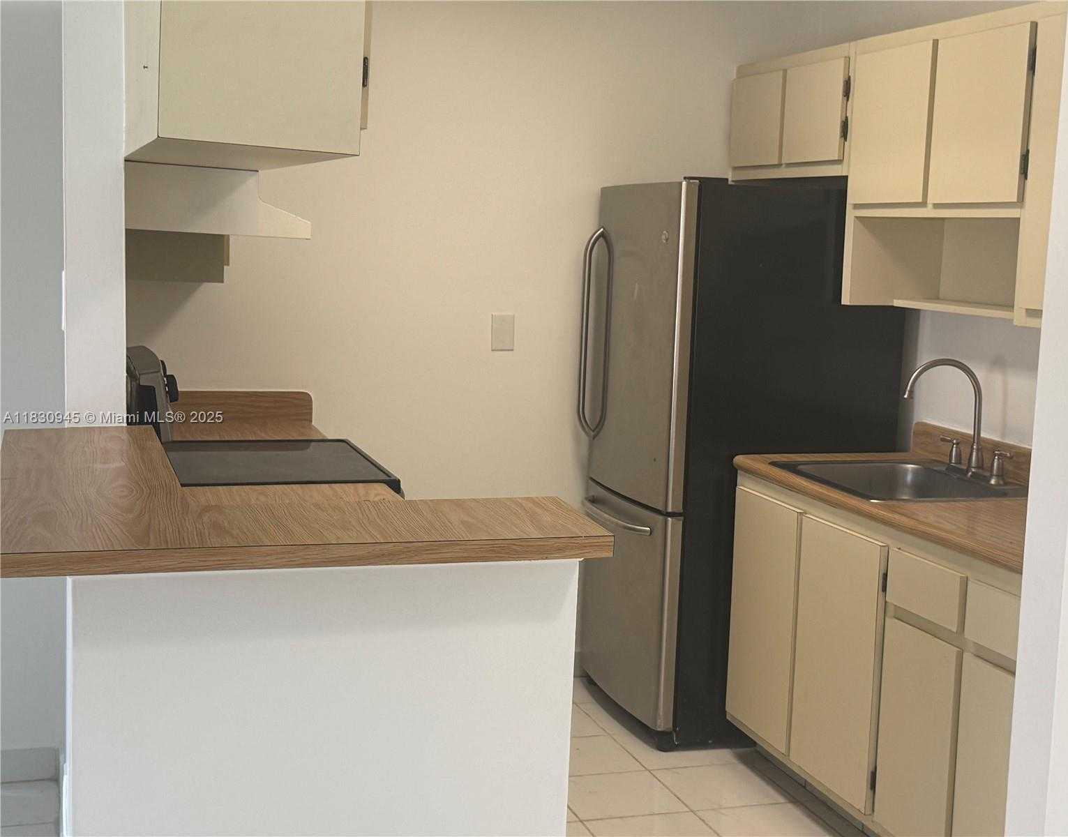 Small Image of 9701 HAMMOCKS BLVD #106A, Miami Number 20