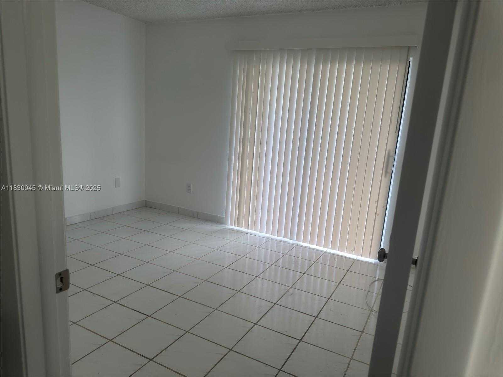 Small Image of 9701 HAMMOCKS BLVD #106A, Miami Number 23