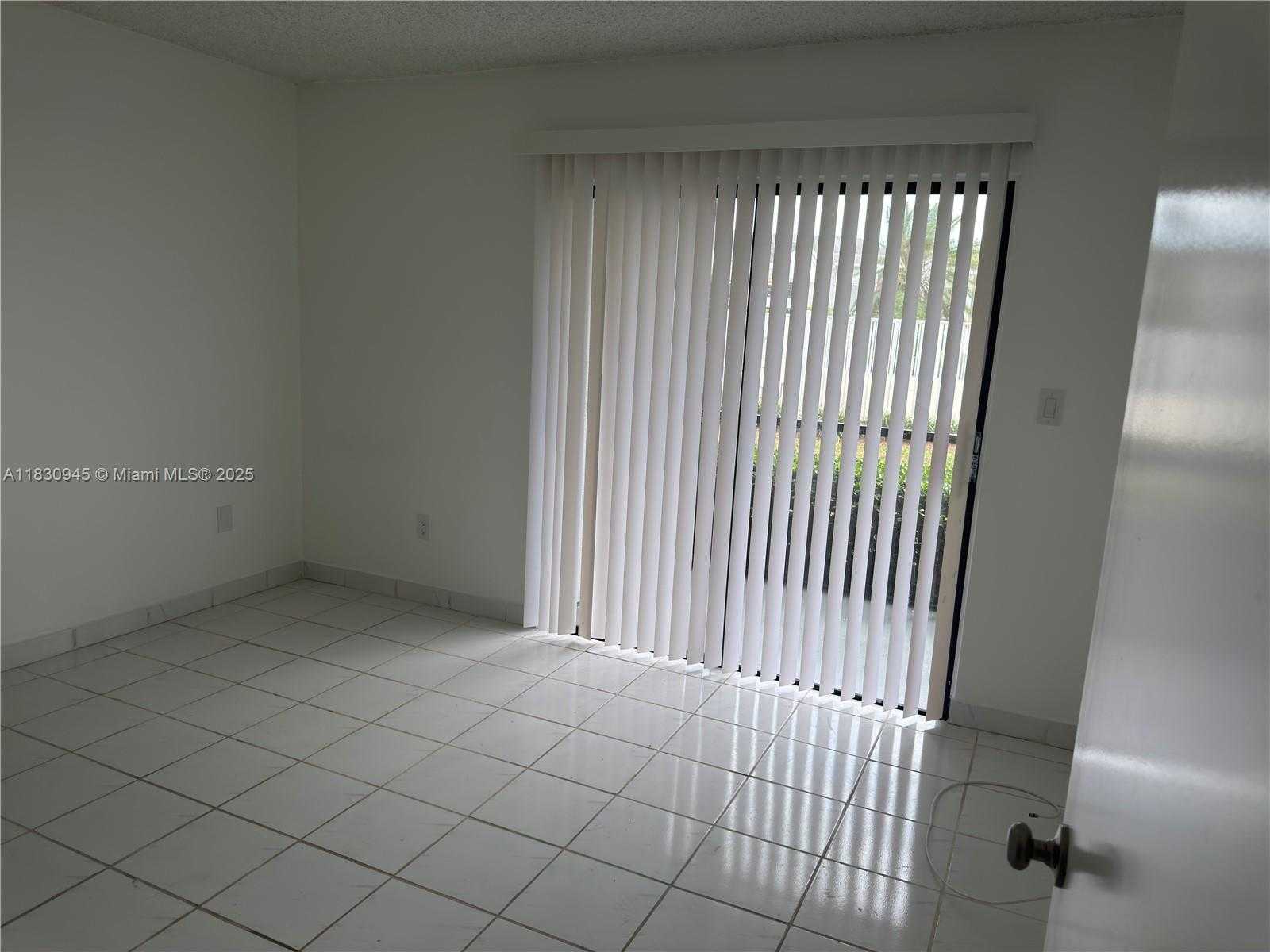 Small Image of 9701 HAMMOCKS BLVD #106A, Miami Number 24