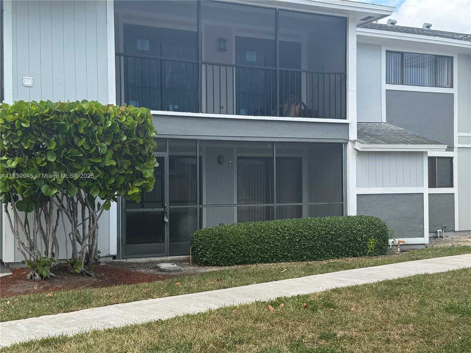 Small Image of 9701 HAMMOCKS BLVD #106A, Miami Number 35
