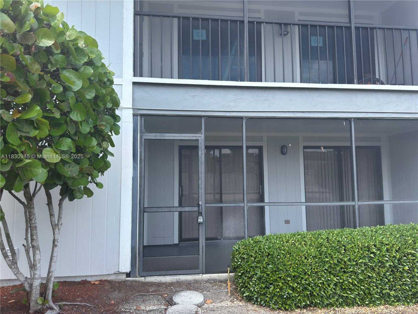 Small Image of 9701 HAMMOCKS BLVD #106A, Miami Number 36