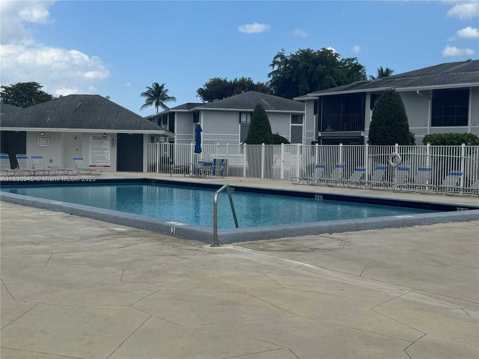 Small Image of 9701 HAMMOCKS BLVD #106A, Miami Number 37
