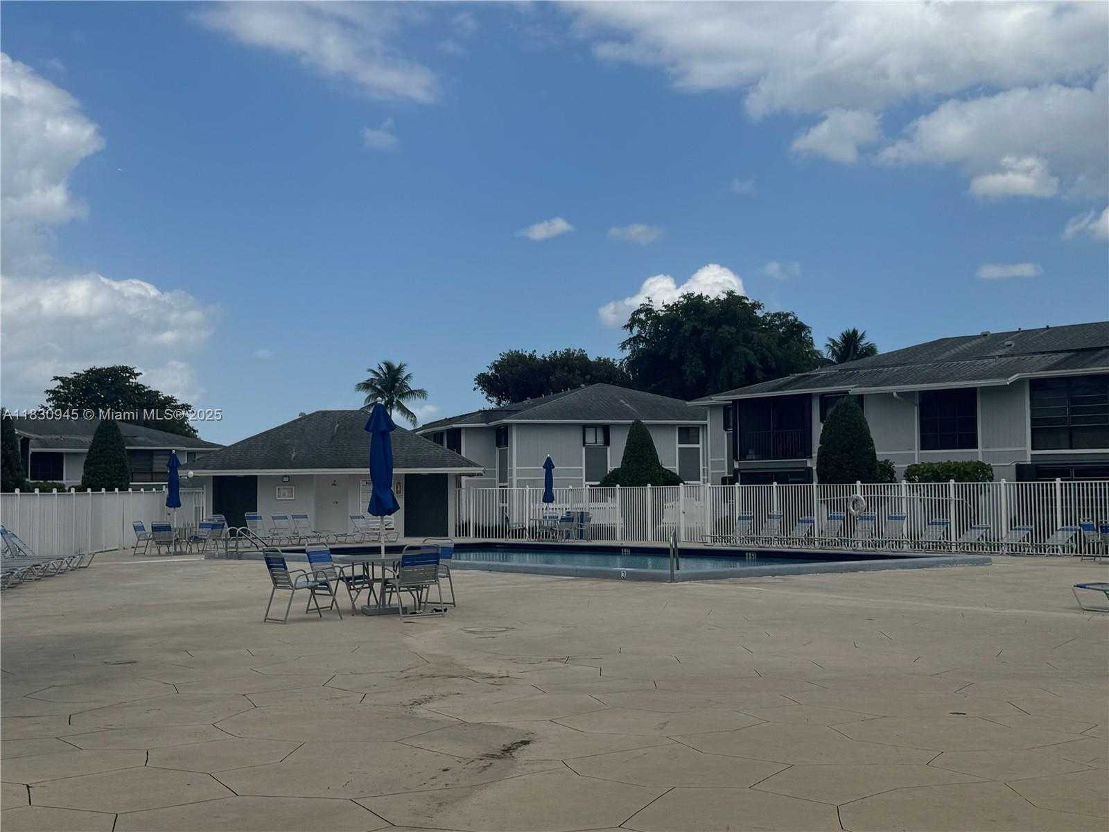 Small Image of 9701 HAMMOCKS BLVD #106A, Miami Number 39