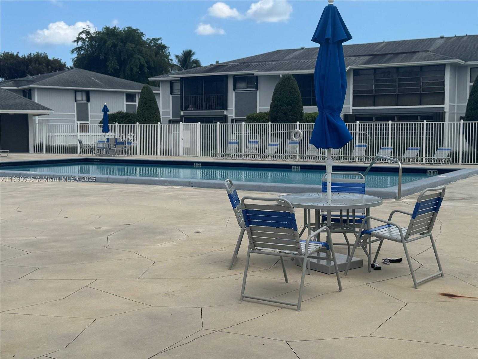 Small Image of 9701 HAMMOCKS BLVD #106A, Miami Number 40