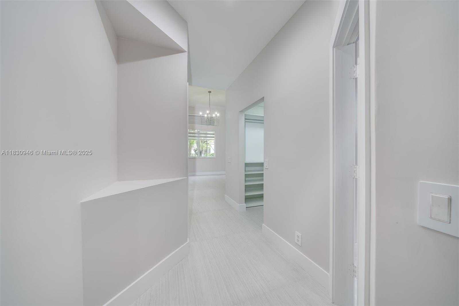 Small Image of 1212 CAMELLIA LN #1212, Weston Number 17