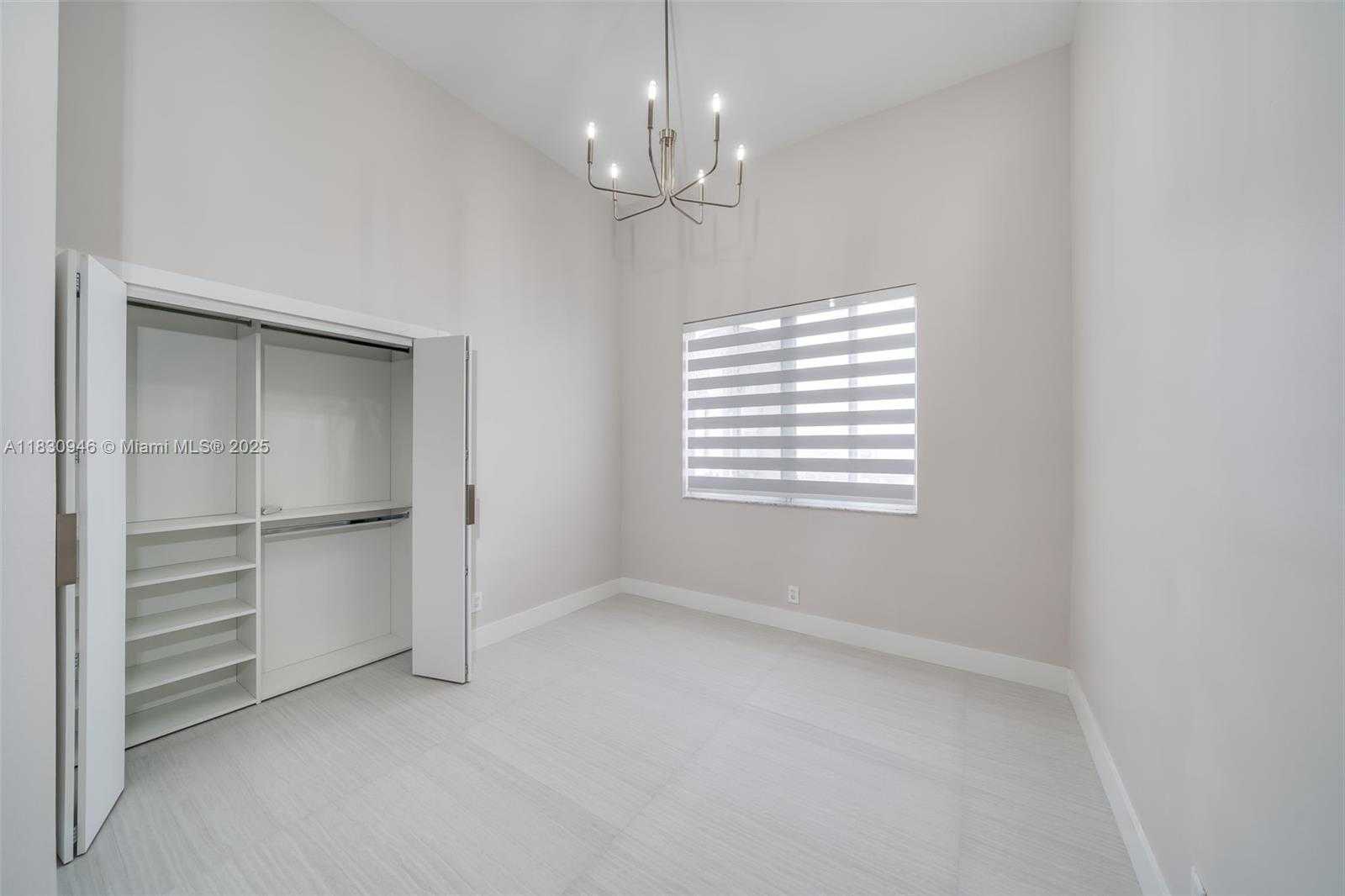 Small Image of 1212 CAMELLIA LN #1212, Weston Number 22