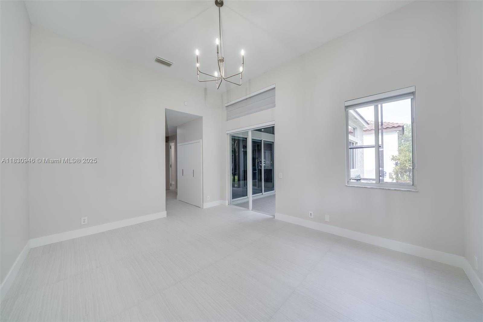 Small Image of 1212 CAMELLIA LN #1212, Weston Number 35