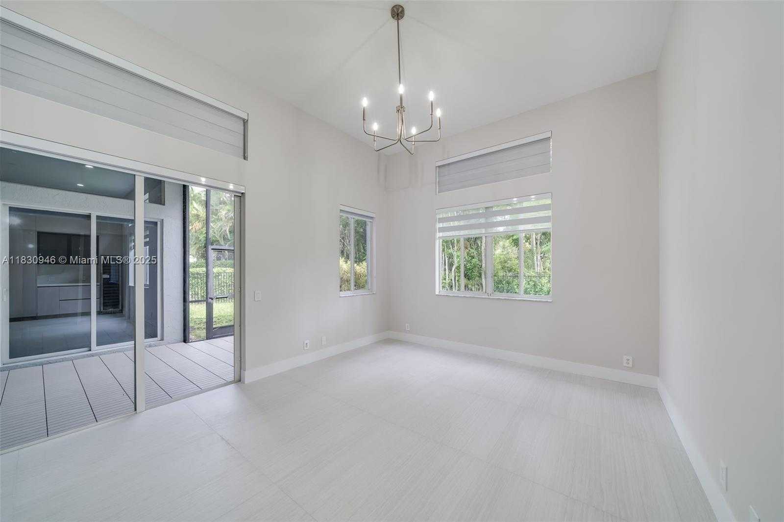 Small Image of 1212 CAMELLIA LN #1212, Weston Number 36