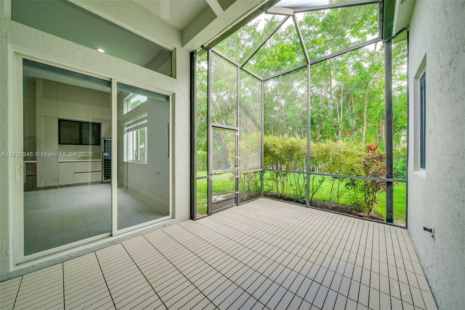 Small Image of 1212 CAMELLIA LN #1212, Weston Number 39