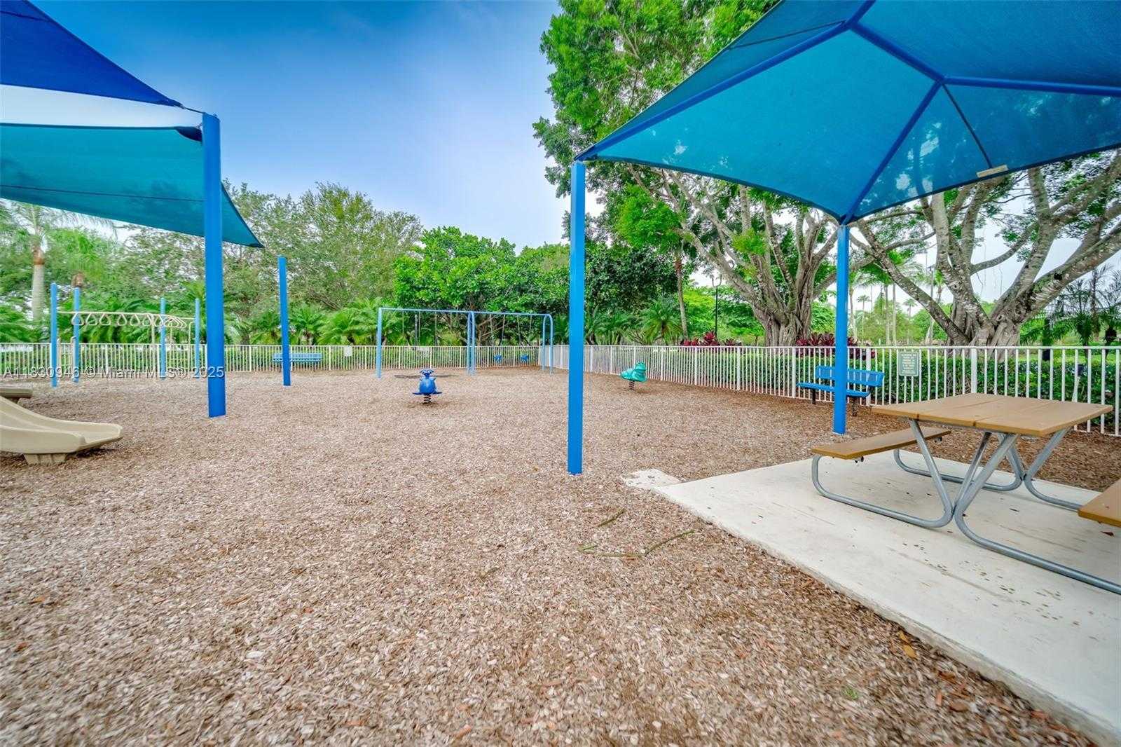 Small Image of 1212 CAMELLIA LN #1212, Weston Number 52