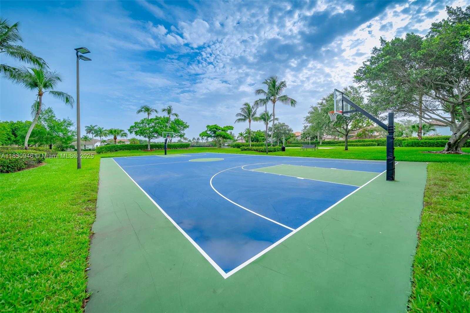 Small Image of 1212 CAMELLIA LN #1212, Weston Number 53