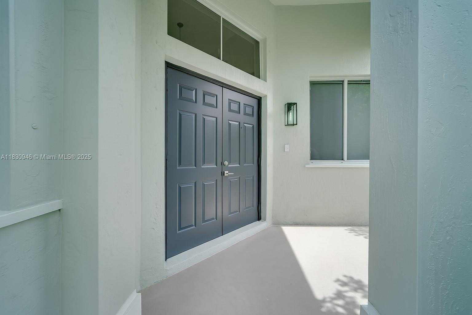 Small Image of 1212 CAMELLIA LN #1212, Weston Number 6