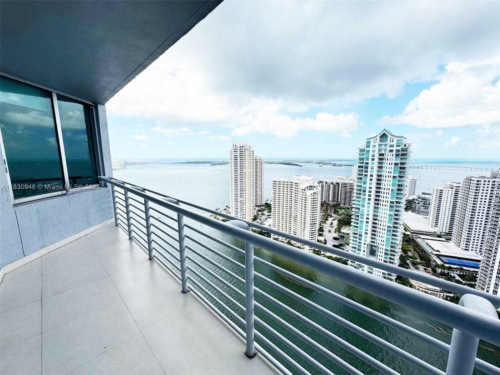Small Image of 325 SOUTH BISCAYNE BLVD #4319, Miami Number 12