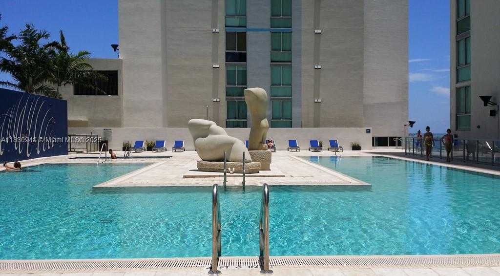 Small Image of 325 SOUTH BISCAYNE BLVD #4319, Miami Number 17