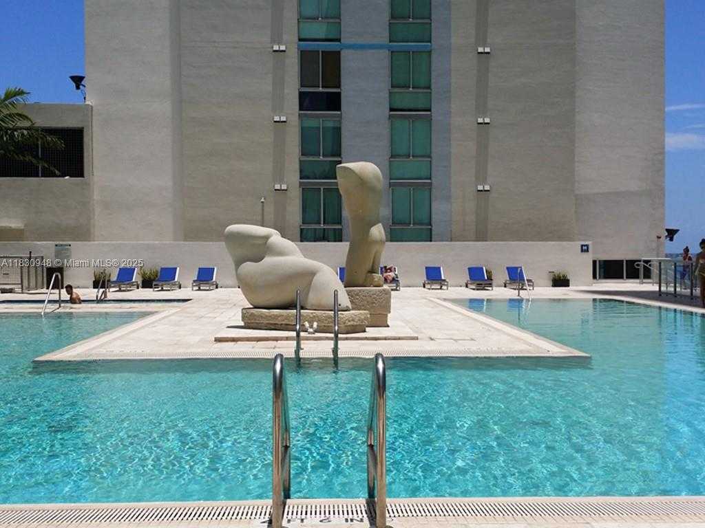 Small Image of 325 SOUTH BISCAYNE BLVD #4319, Miami Number 20