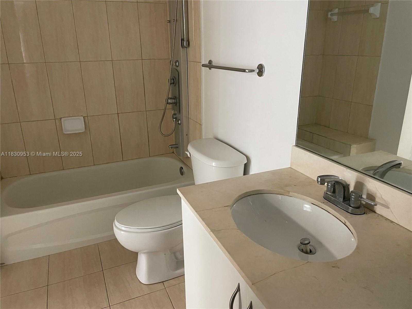 Small Image of 1750 NORTH BAYSHORE DR #2810, Miami Number 16