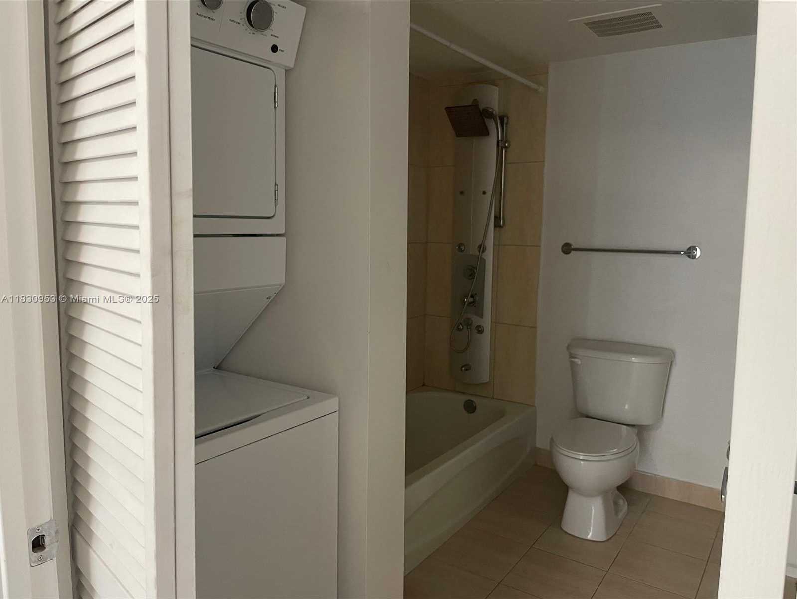 Small Image of 1750 NORTH BAYSHORE DR #2810, Miami Number 17