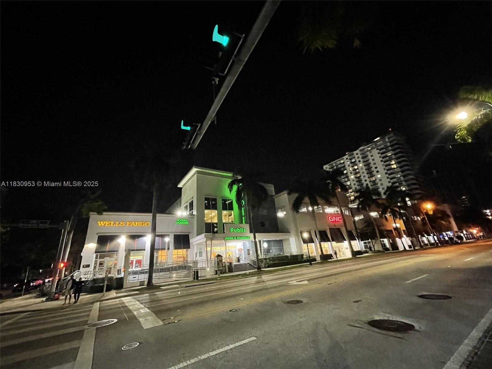 Small Image of 1750 NORTH BAYSHORE DR #2810, Miami Number 25