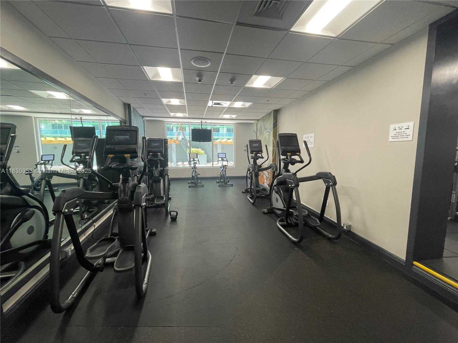 Small Image of 1750 NORTH BAYSHORE DR #2810, Miami Number 31