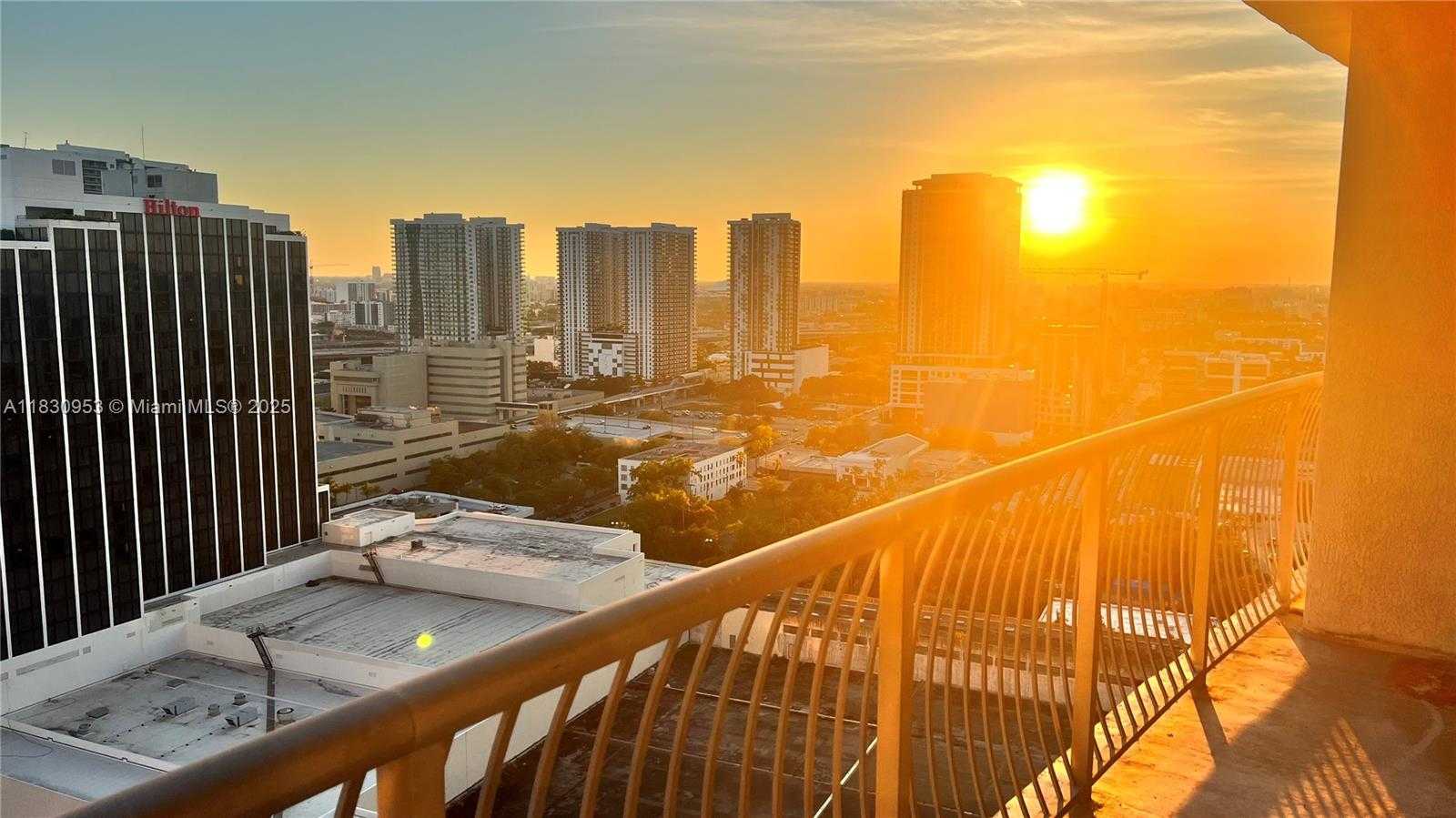 Small Image of 1750 NORTH BAYSHORE DR #2810, Miami Number 5