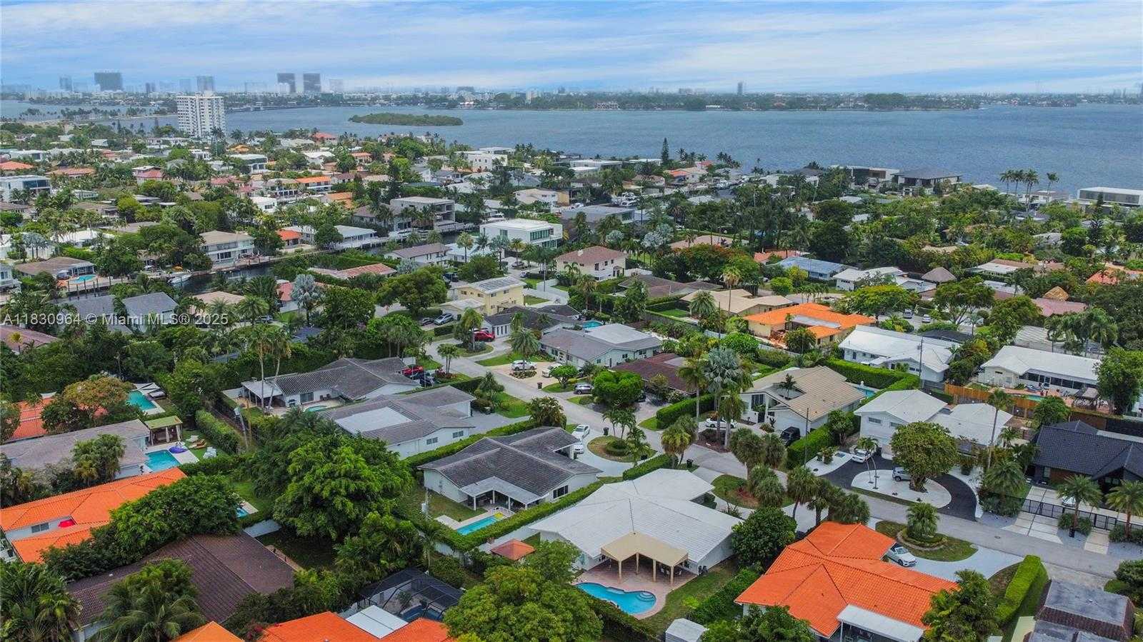 Small Image of 11645 NORTH EAST 20TH DR, North Miami Number 22