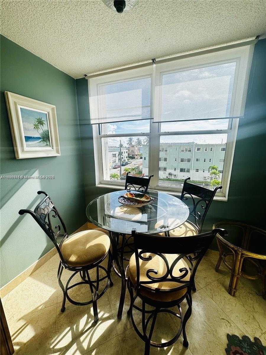 Small Image of 1501 SOUTH OCEAN DR #406, Hollywood Number 7