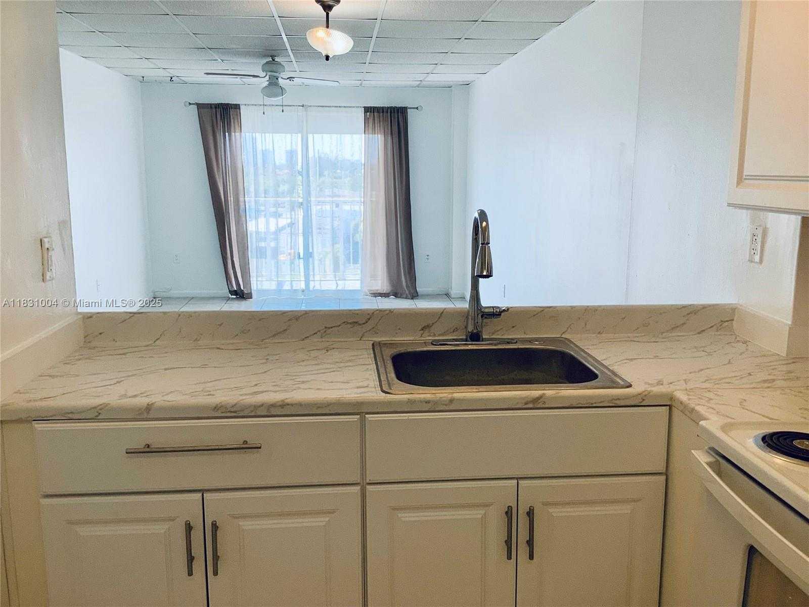 Small Image of 16465 NORTH EAST 22ND AVE #604, North Miami Beach Number 10