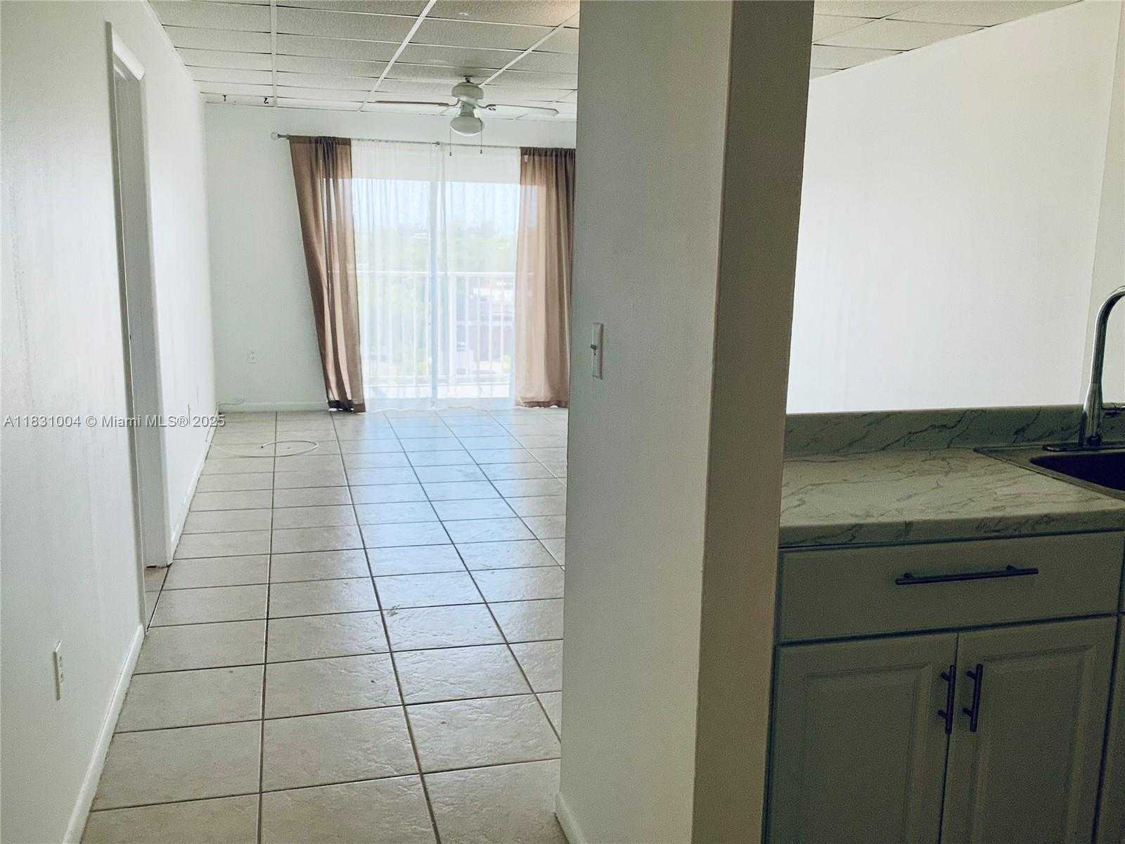 Small Image of 16465 NORTH EAST 22ND AVE #604, North Miami Beach Number 7