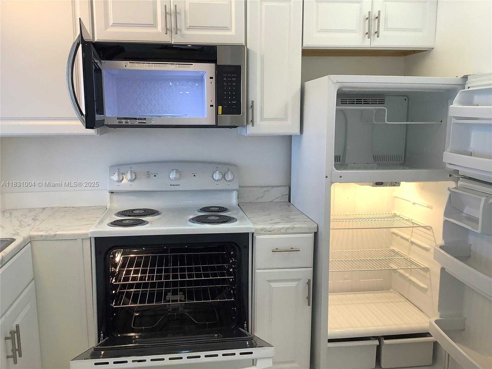 Small Image of 16465 NORTH EAST 22ND AVE #604, North Miami Beach Number 9