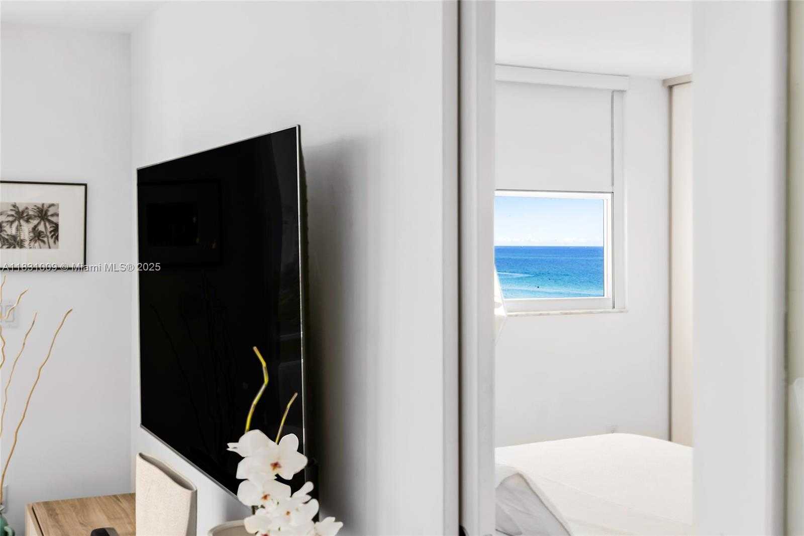 Small Image of 465 OCEAN DR #821, Miami Beach Number 24