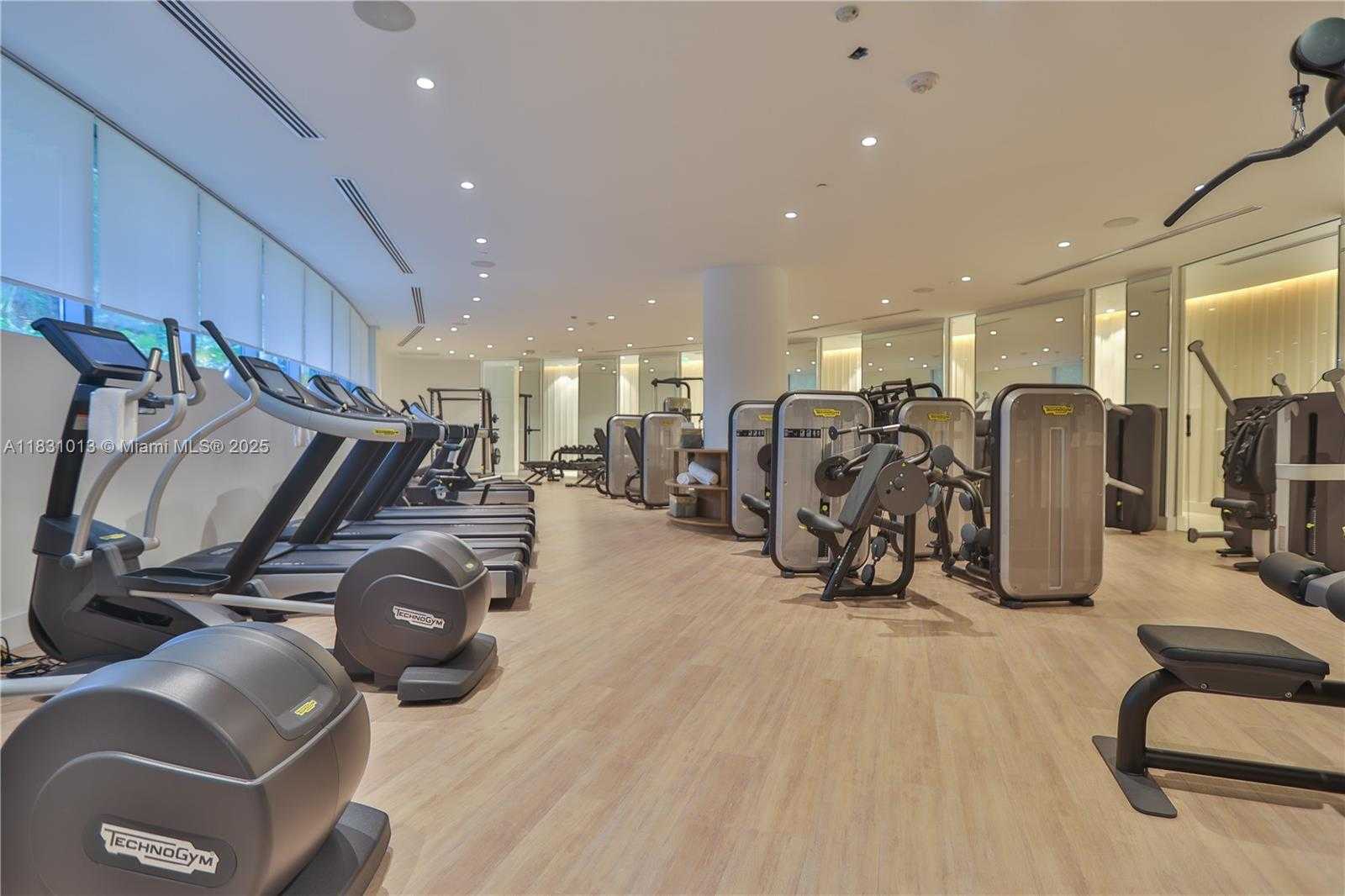 Small Image of 2831 SOUTH BAYSHORE DR #1002, Miami Number 14