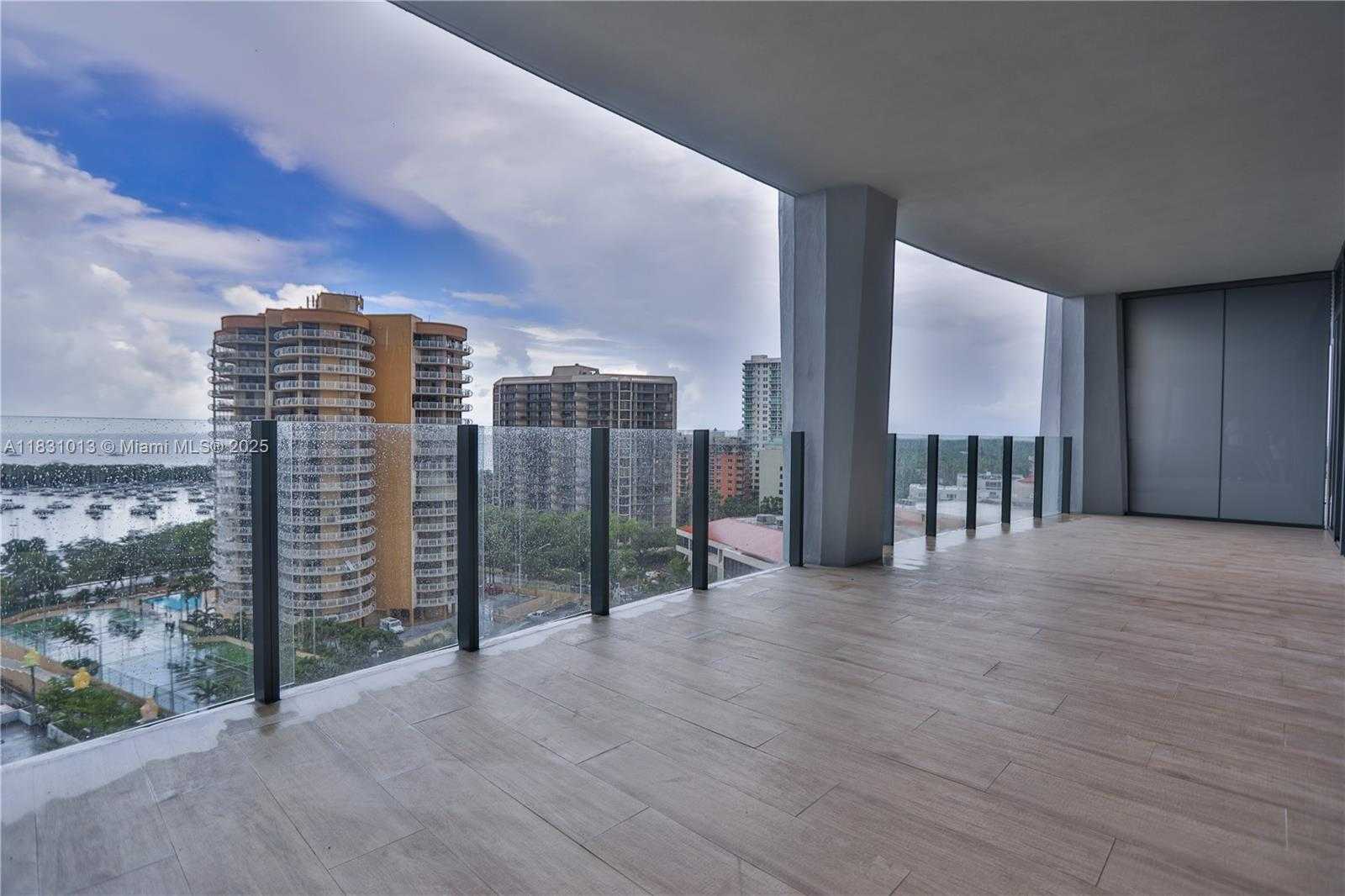 Small Image of 2831 SOUTH BAYSHORE DR #1002, Miami Number 8