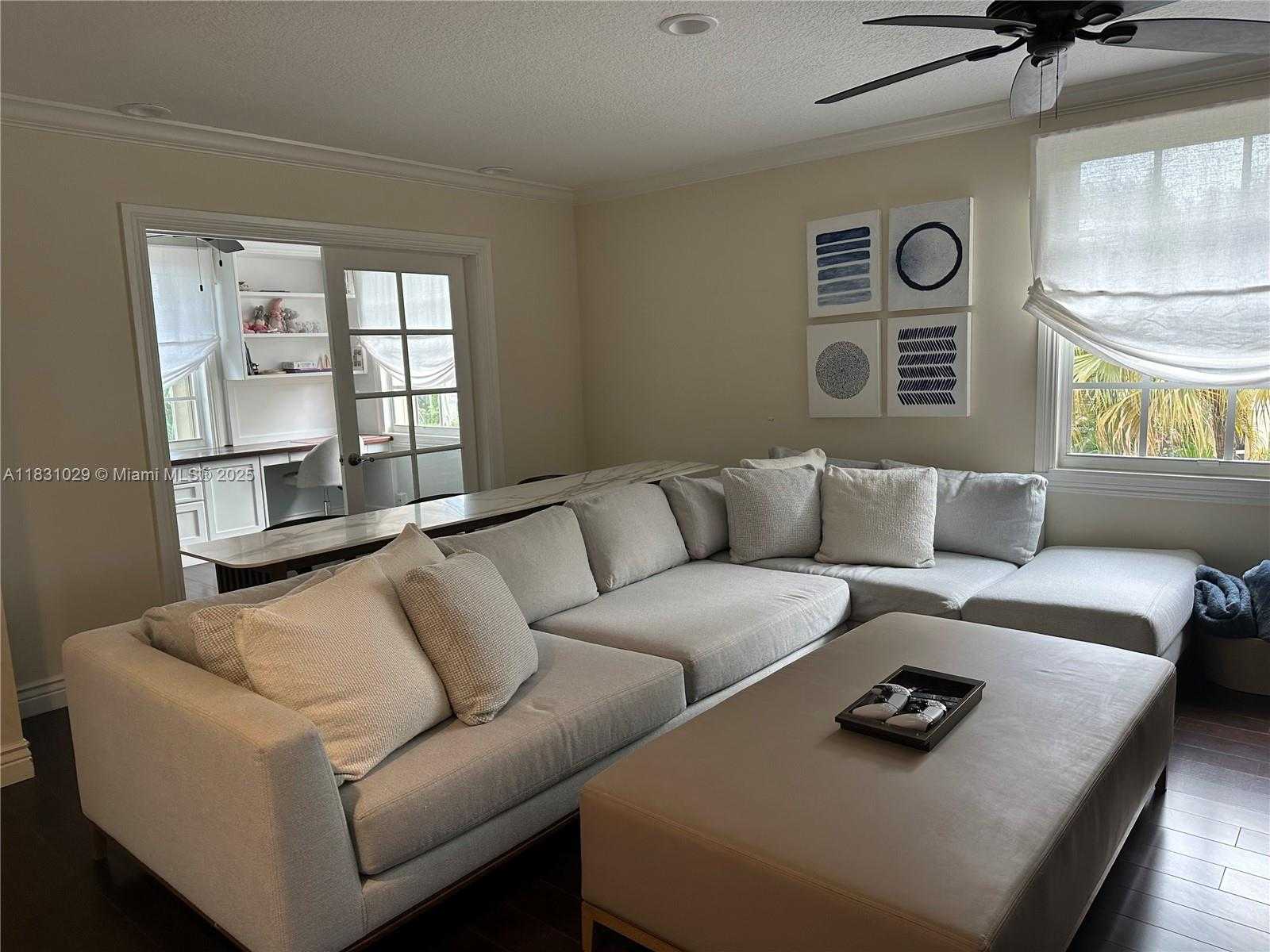 Small Image of 2534 MONTCLAIRE CT, Weston Number 11