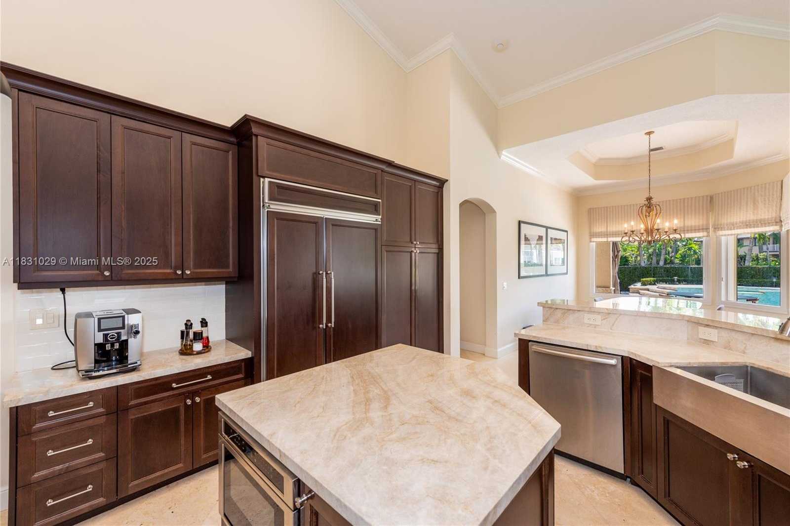 Small Image of 2534 MONTCLAIRE CT, Weston Number 18